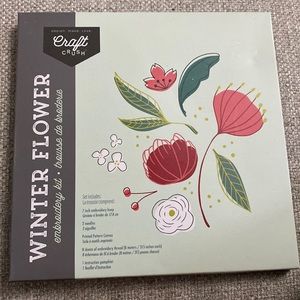 Craft crush winter flower embroidery kit